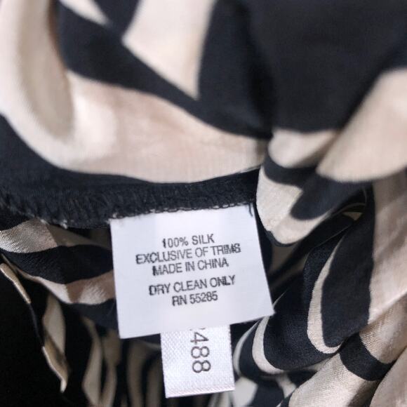 Express Womens Blouse Black Cream Zebra Print V Neck Spaghetti Tank 100% Silk S - Picture 7 of 12